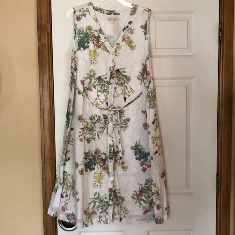 Gap maternity dress, ties at waist